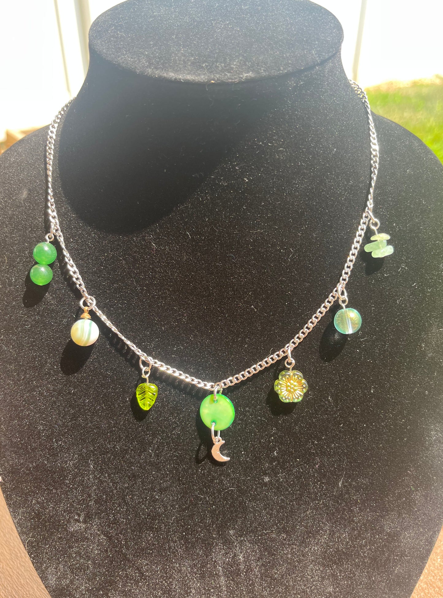 Short Green Trinket Necklace